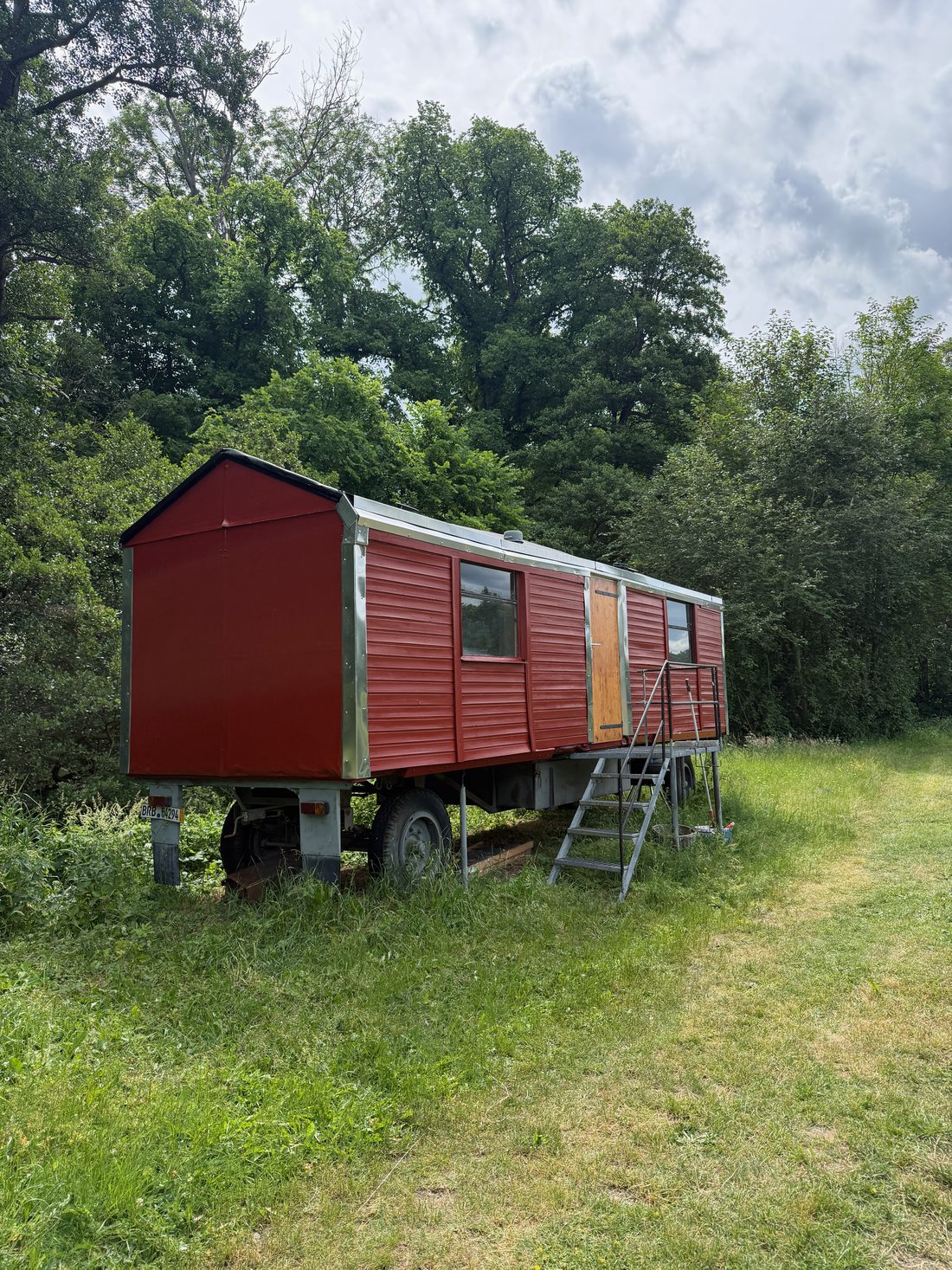 🚐 Rustikaler Charme – Bauwagen Angelpark Neue Mühle